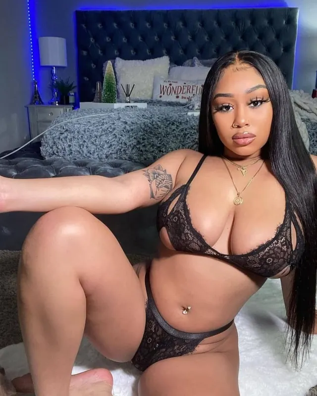 Aïda, 33 ans, plan cul black à Écouen