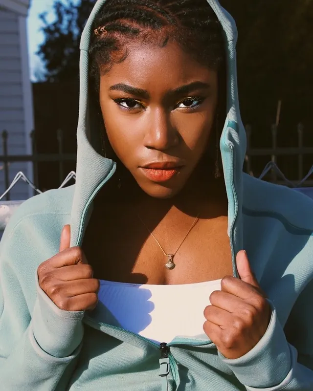 Arlette, 26 ans, plan cul black à Clairoix
