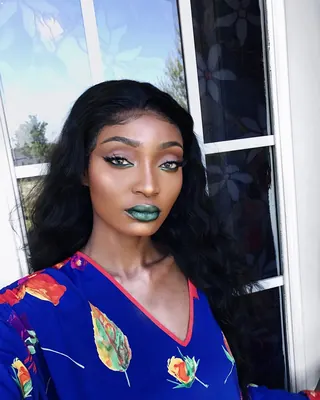 Esther, 27 ans, plan cul black à Sigean