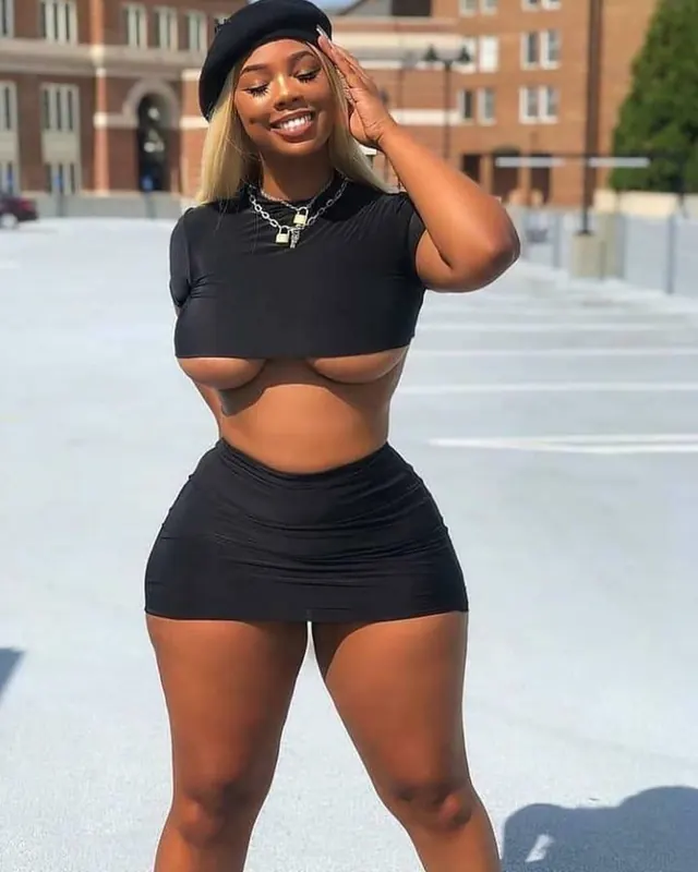 Marie-Laure, 34 ans, plan cul black à Baud