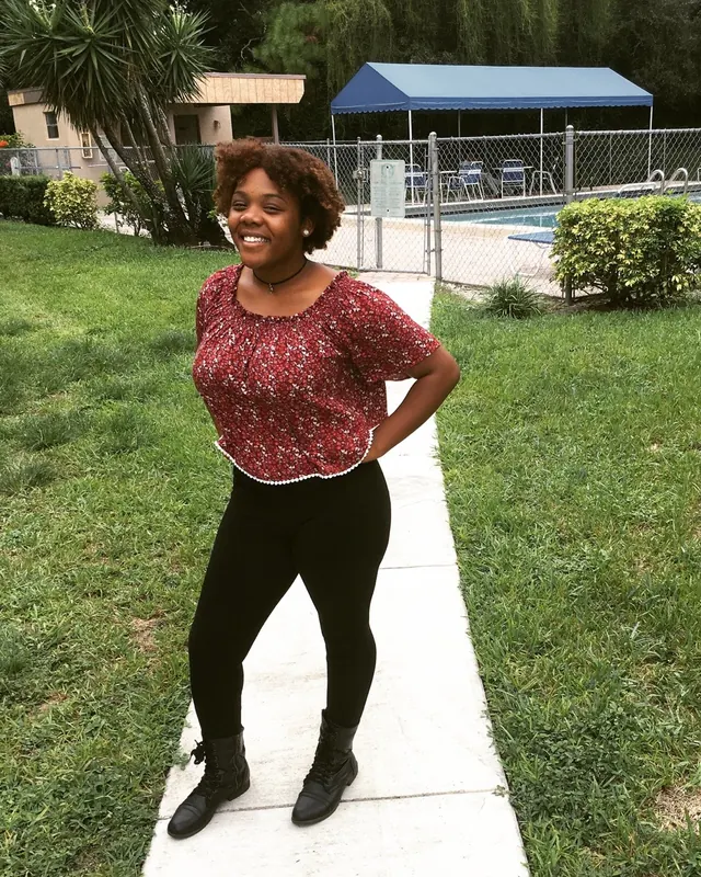 Tatiana, 31 ans, plan cul black à Lavoux